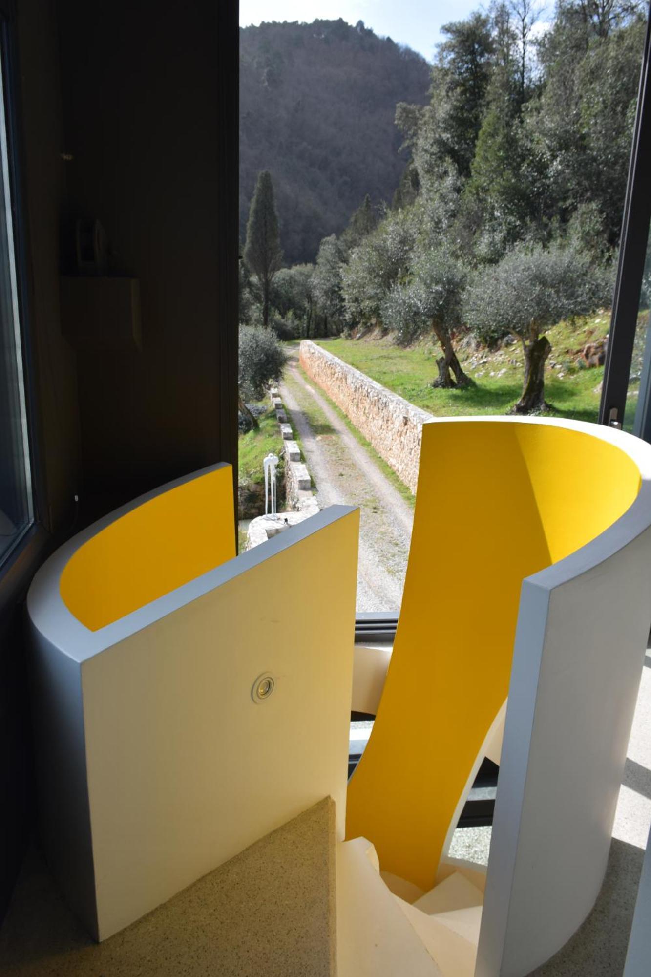 Villetta Farfallina "The Unique Property In The World With An Openable Roof" Lucca Exteriör bild